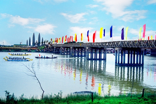 cầu Hiền Lương - sông Bến Hải