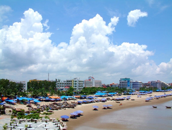 Bãi biển Sầm Sơn